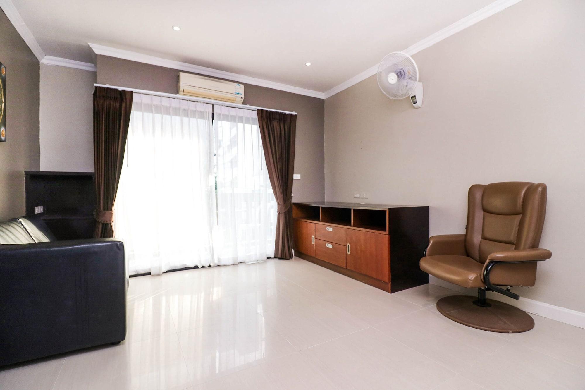 Natural Beach Hotel Pattaya Bagian luar foto