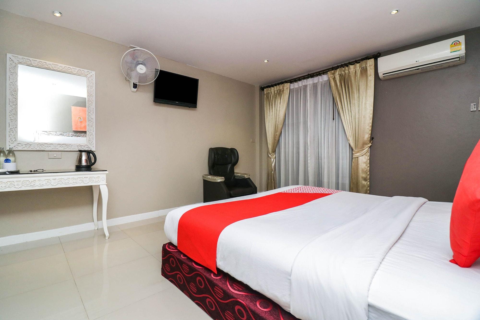 Natural Beach Hotel Pattaya Bagian luar foto