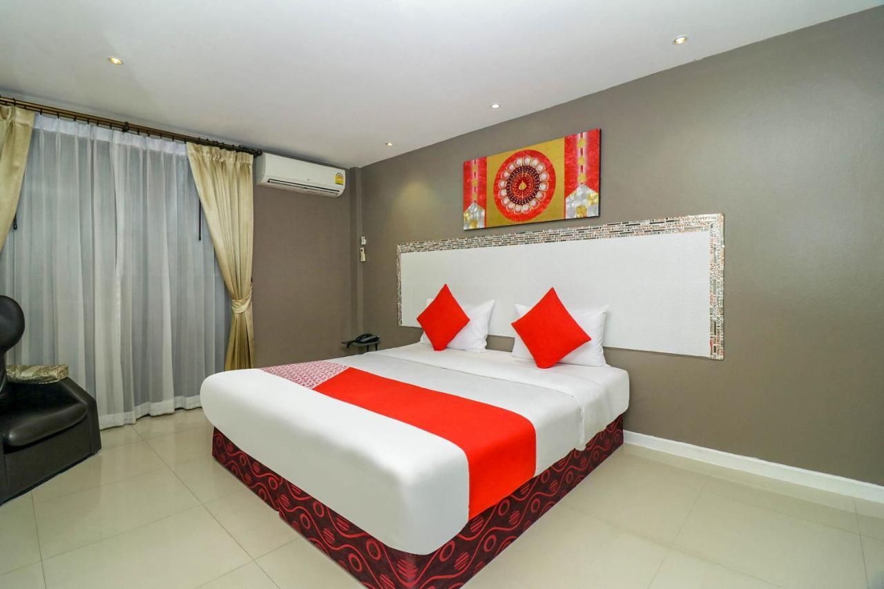 Natural Beach Hotel Pattaya Bagian luar foto