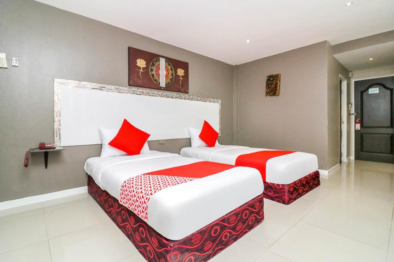 Natural Beach Hotel Pattaya Bagian luar foto